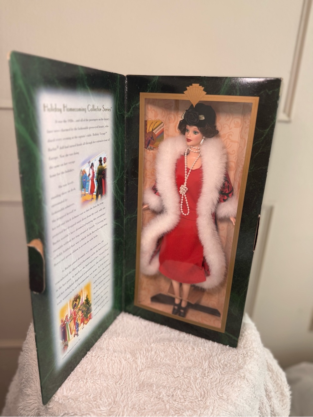 Vintage Holiday Voyage Barbie Hallmark Special Edition NIB